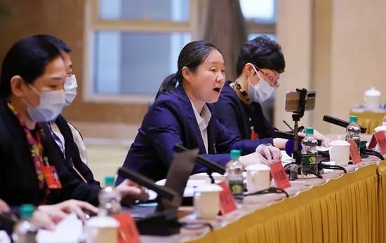 改变职业教育“低人一等”的刻板偏见