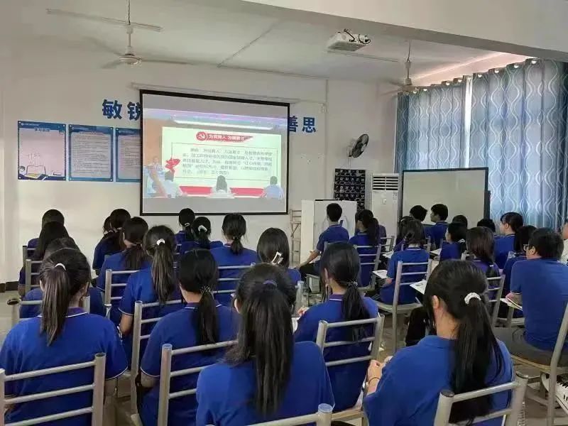 2022年秋季学期江西省技工院校“开学第一课”活动在南昌举行