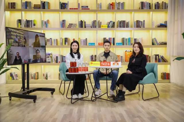 年轻人回家乡就业创业，要有几把“刷子”？｜青年茶座