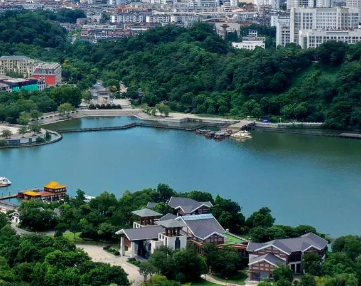 从“尖尖角”到“映日荷花”——镇江市新型研发机构“四个转变”的探索路径